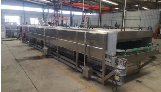 La linea di pastorizzazione del tunnel ha inscatolato la linea dello sterilizzatore dell'alimento di bassa temperatura dello sterilizzatore della bevanda dei sottaceti della bottiglia di vetro